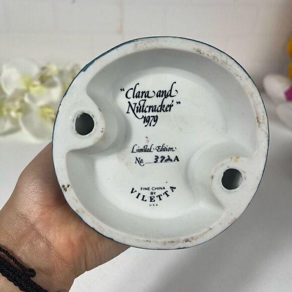 Viletta USA Clara and Nutcracker Plate 1978 and Figurine 1979 - Picture 5 of 14